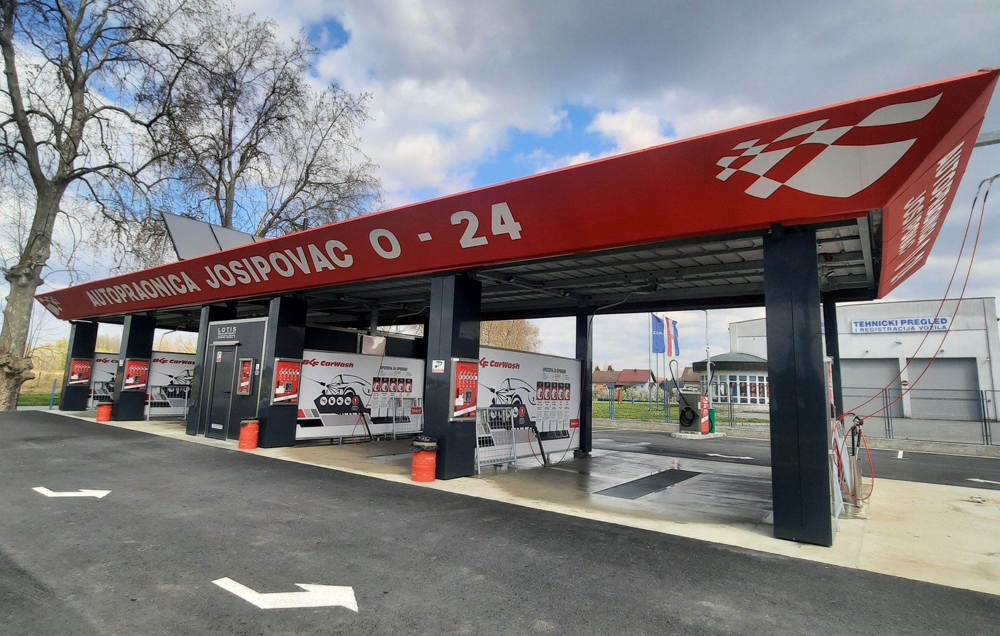 Samoposlužna autopraonica ROX u Josipovcu s natkrivenim boksovima