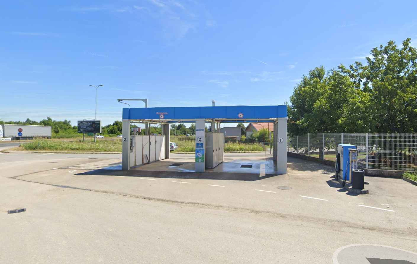 Samoposlužna autopraonica ROX na Slavonskoj aveniji 100 u Zagrebu